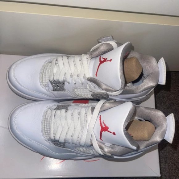 Air Jordan 4 Retro “White Oreo” - Picture 3 of 6